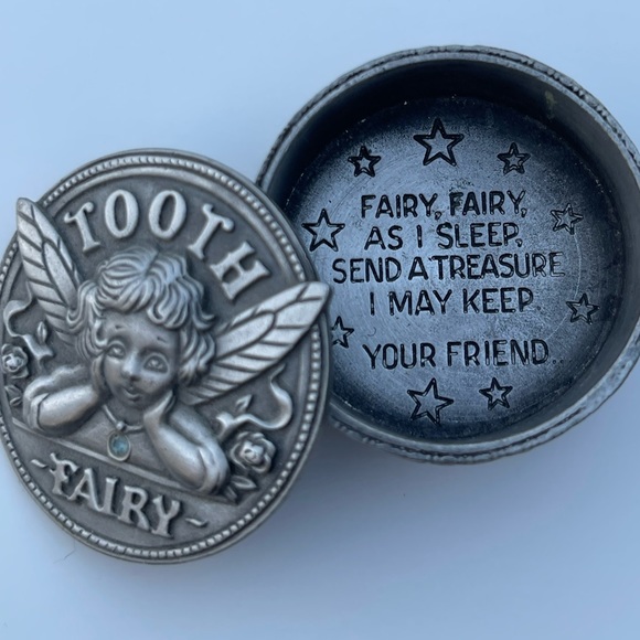 Ms. Dee Pewter Toothfairy 1st Tooth Trinket Box - Picture 3 of 4